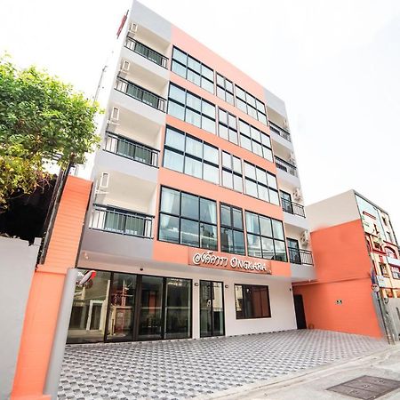 Ongkara Near Bts Thonglor Hotel Bangkok Luaran gambar
